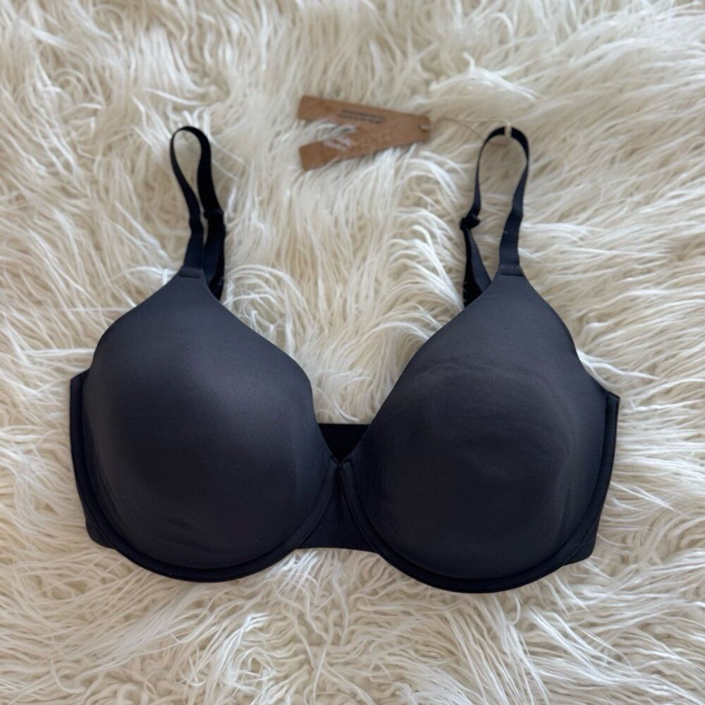 Skims Fits Everybody T-shirt Bra Onyx Size 34DDD